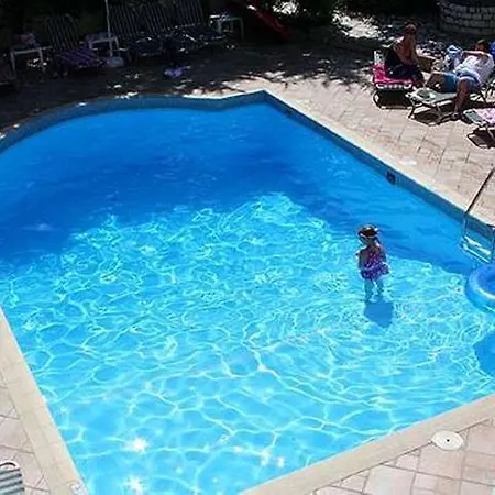 Apartment Ariti Complex